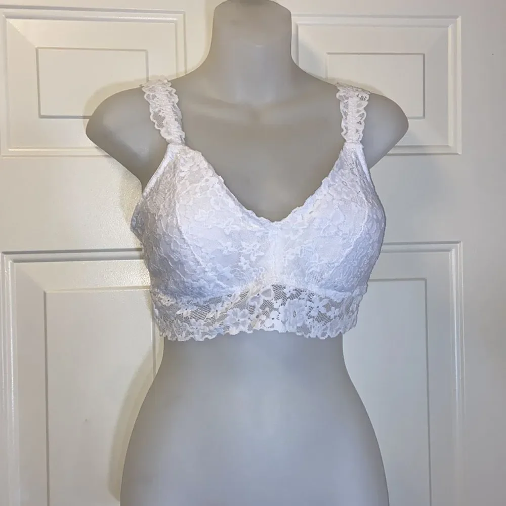 No Boundaries White Lace Bralette Size L